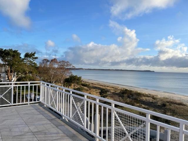 Strandhotel Duenenhaus Юлиусрух Екстериор снимка