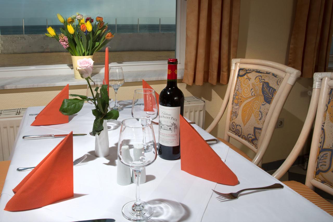 Strandhotel Duenenhaus Юлиусрух Екстериор снимка